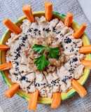 Hummus de garbanzos de lata con cebolla caramelizada sin azúcar 🧅🧅