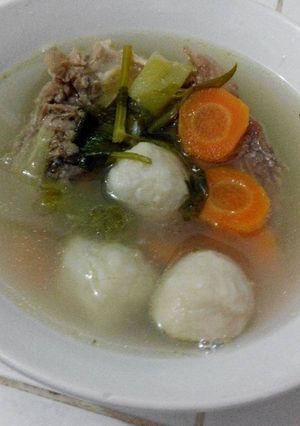 Foto resep Sop Ayam Bakso Sehat Bumbu Cemplung