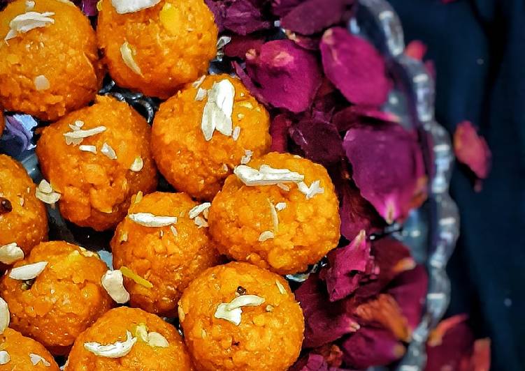 Motichoor laddoo