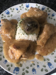 Una foto de 284. Pollo con salsa de macedonia de frutas (principal carne)