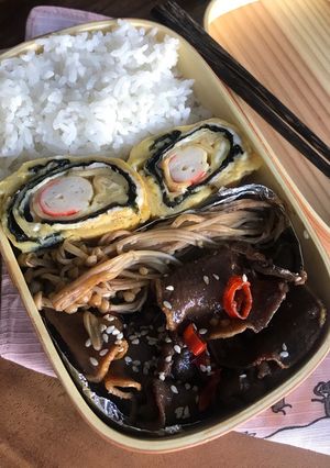 Foto resep Gyutandon + Tamagoyaki Bento