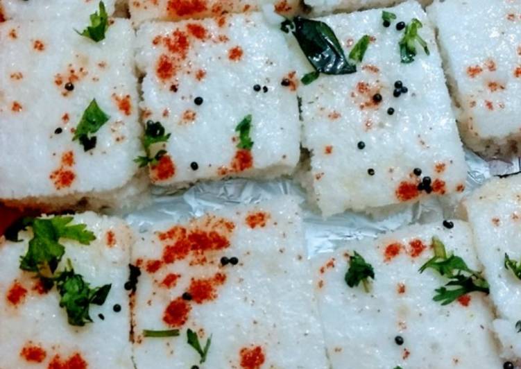 Simple Way to Make Favorite Gujrathi Khatta dhokla