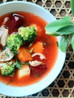 Hình của món Canh súp nấu sườn cánh buồm.