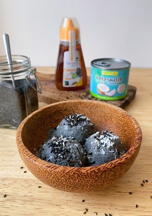 Foto resep Es krim vegan kelapa - biji wijen hitam (tanpa mesin es krim)