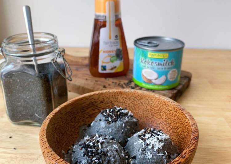 Cara Gampang Membuat Es krim vegan kelapa - biji wijen hitam (tanpa mesin es krim) yang Lezat Sekali