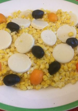 Una foto de Ensalada de palmitos con choclo