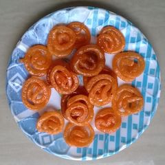 A picture of Crispy jalebi.