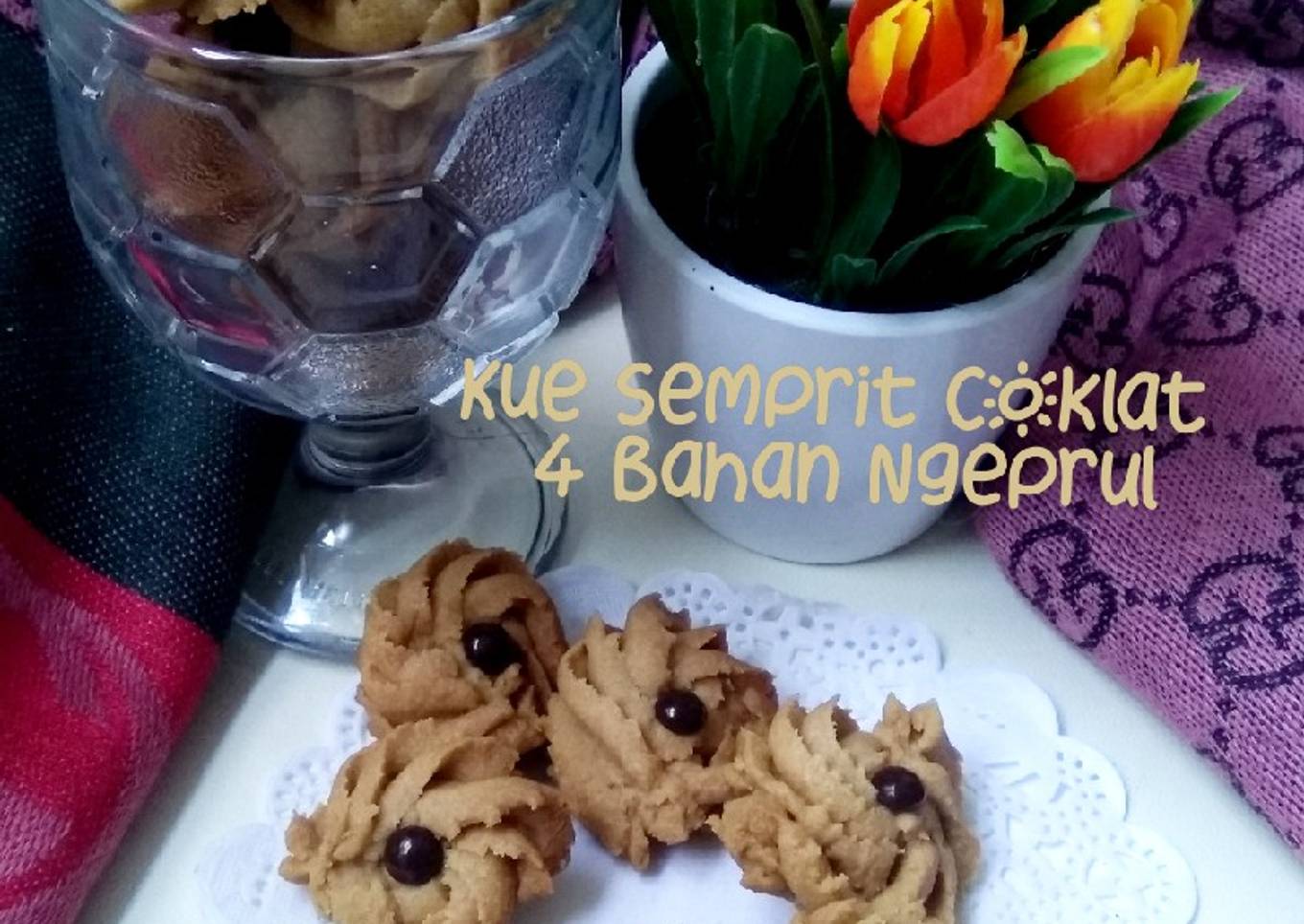 Kue semprit 4 bahan ngeprul