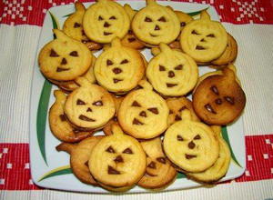 Halloween linzer recept fotója