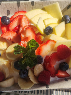 Una foto de Bowl de frutas con granola
