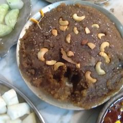 A picture of Suji halwa.