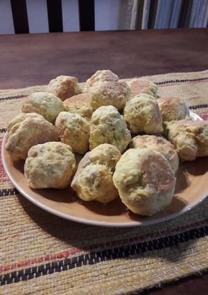 Una foto de Pancitos de queso- similares al Chipa!