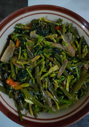 Foto resep 59. Oseng Kangkung campur bunga kates
