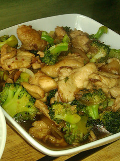 Una foto de Salteado de pollo con brócoli (receta china)