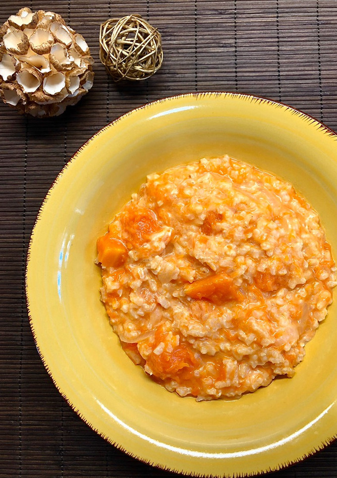 Una foto de Arroz integral cremoso con calabaza