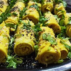 Khandvi A picture of Khandvi.