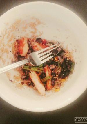 A picture of Quinoa, Chicken, and bean stir fry.