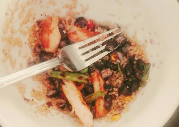 Easiest Way to Prepare Homemade Quinoa, Chicken, and bean stir fry