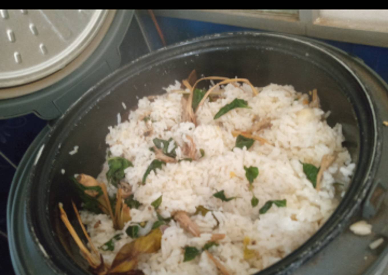 Nasi liwet rice cooker