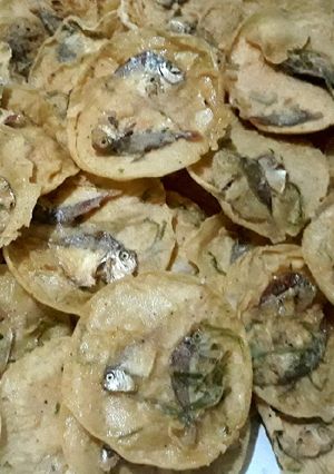 Foto resep Rakik Maco(peyek ikan Asin)