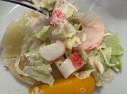 Una foto de cocteles de surimi