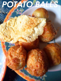 A picture of Potato balls.