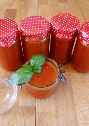 Milánói spagetti szósz télire recept fotója