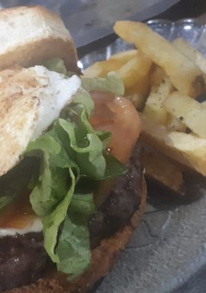 Una foto de Súper hamburguesas caseras para disfrutar con amigos