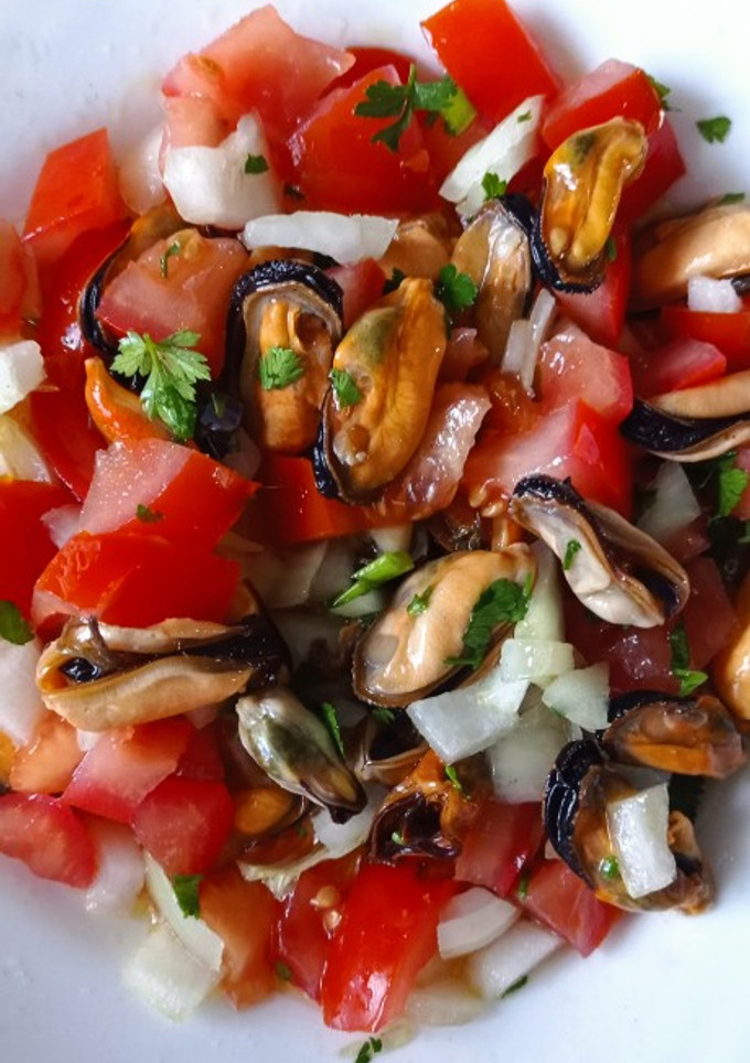 Una foto de Mejillones en ensalada