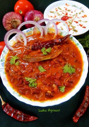 A picture of Rajma Masala.