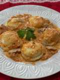 Sorrentinos caseros, salsa parisién