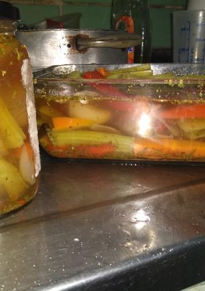 Una foto de Escabeche de verduras