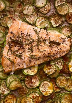 Foto di Salmone e zucchine al forno
