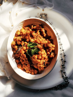 घुगनी (Ghugni recipe in Hindi) रेसिपी मुख्य फोटो
