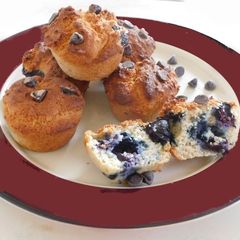 A picture of Blueberry cup cake.