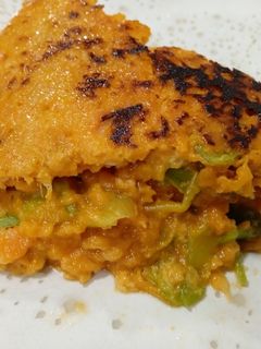 Una foto de Tortilla de boniato y puerro