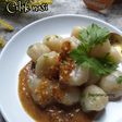 Cilok nasi saus kacang