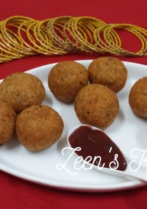 A picture of Cheesy Rice Balls.
