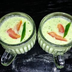 A picture of Chilled Cucumber Curd Soup.
