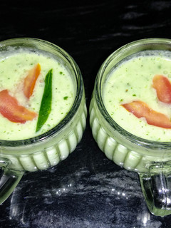 A picture of Chilled Cucumber Curd Soup.