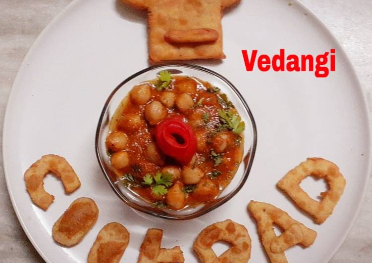 Recipe of Favorite Chole Masala &amp; Ajwain Puri