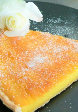Une photo de Tarte au fromage blanc au lait de brebis et lemon curd
