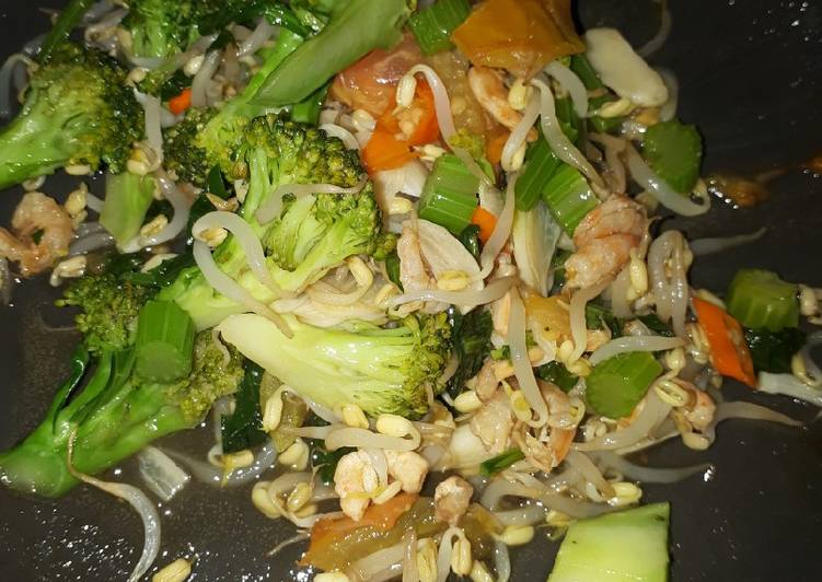 Resep Brocolli, tauge with ebi byTia, Sempurna