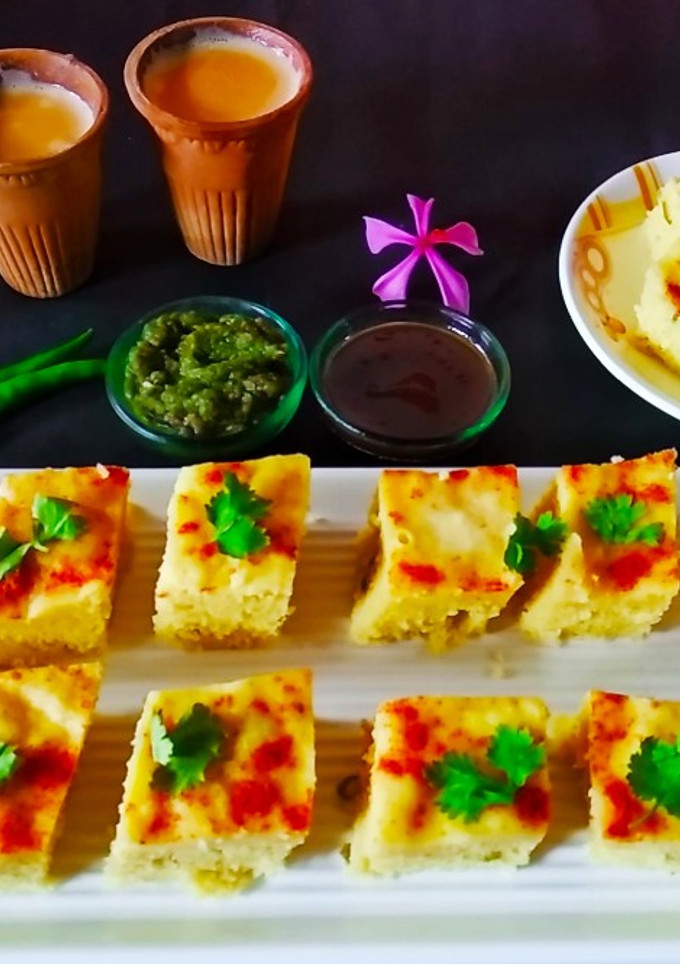 लाइव ढोकला (Live dhokla recipe in Hindi) रेसिपी मुख्य फोटो