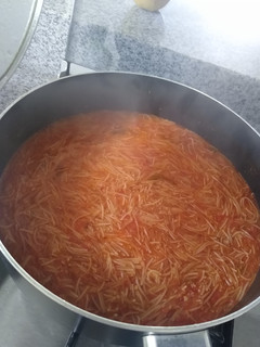 Una foto de Sopa de fideos ! Súper fácil