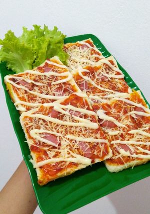 Foto resep Pizza roti tawar (teflon)
