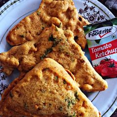 A picture of Bread pakoda.