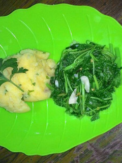 Foto resep Tumis bayam dan kentang ongklok
