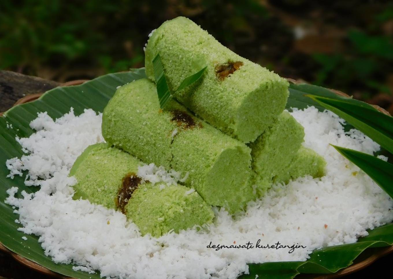 Kue Putu Tanpa Bambu