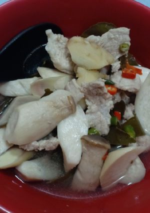 รูปของ ต้มยำหมูใส่เห็ด